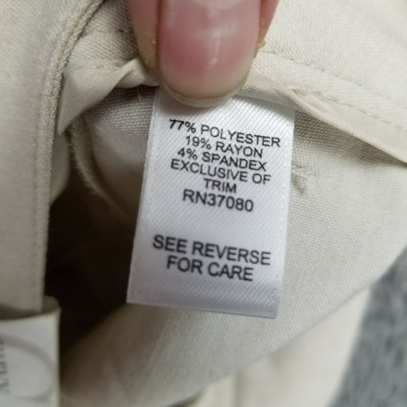 Cato Pants Womens 24W Cream Stretch High Rise Curvy Shape Enhancing Crop NWT - Picture 13 of 15